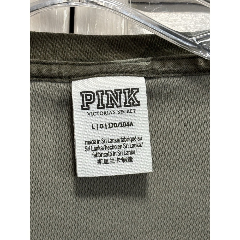 VS PINK Green Camo Round Neck Short Sleeve Top Size L Logo Sequin Graphic Flower - Picture 3 of 7